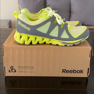 Reebok Zigkick 2K15–Women’s size 7